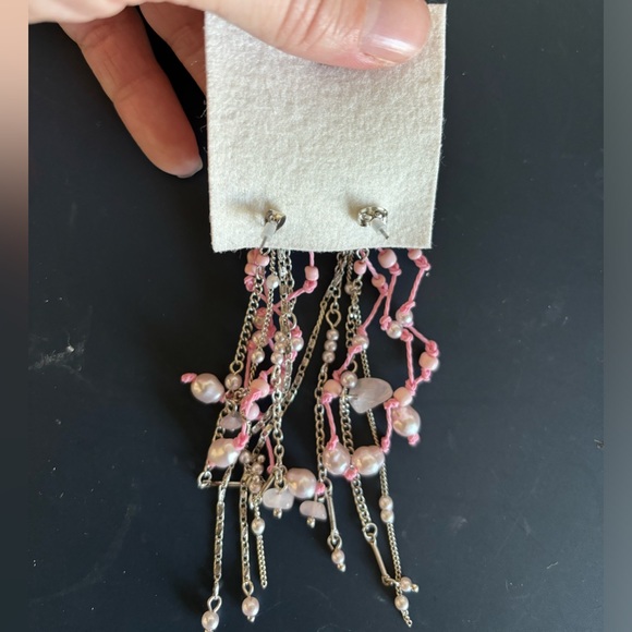 Free People Willow dangles blush pink floral flower earrings dangle drop - Picture 3 of 3